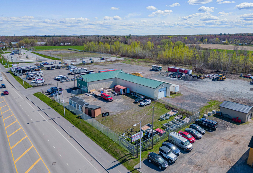 2105 Rte Lagueux, Lévis, QC for sale - Primary Photo - Image 1 of 2