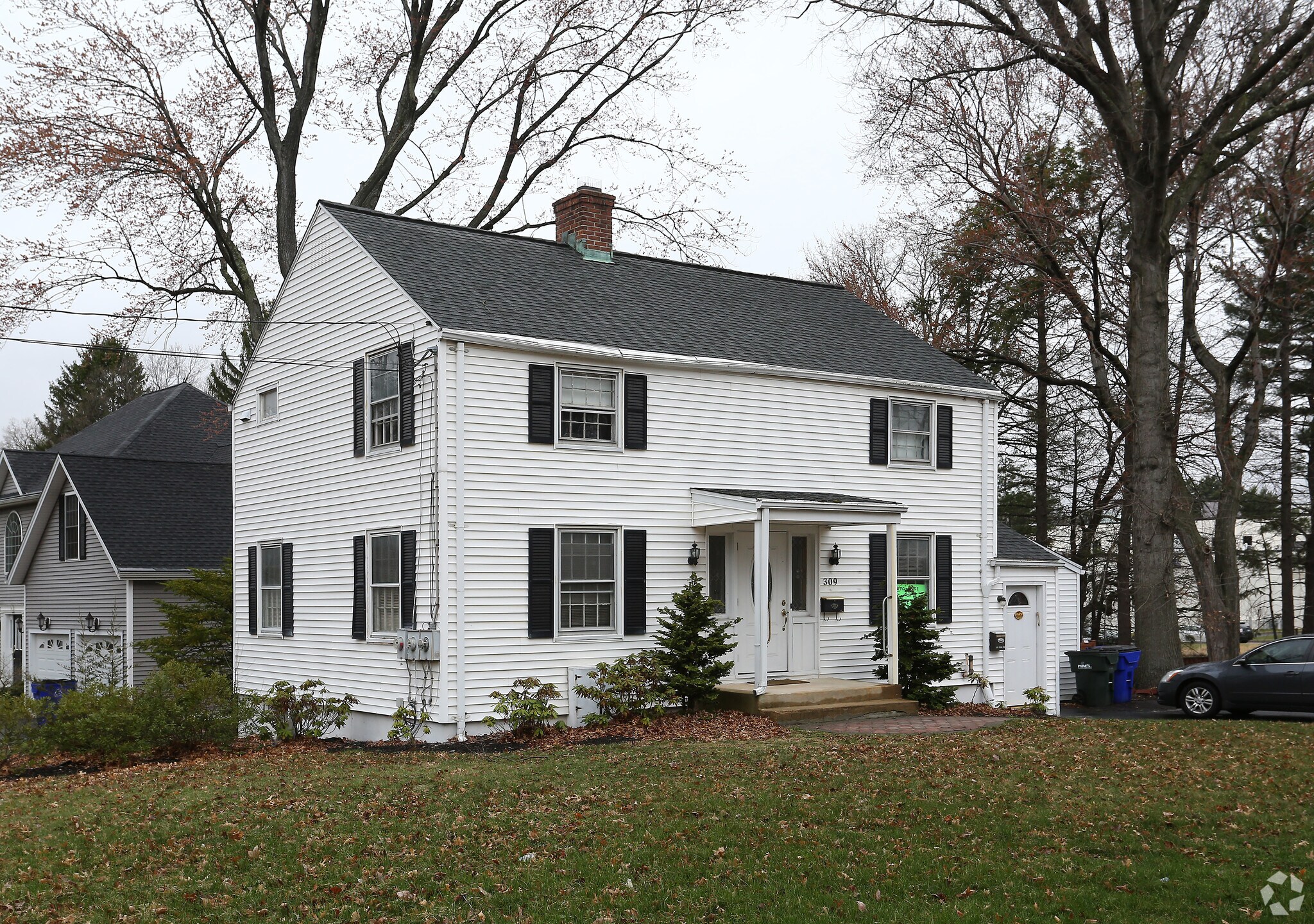 309 N Main St, West Hartford, CT 06117