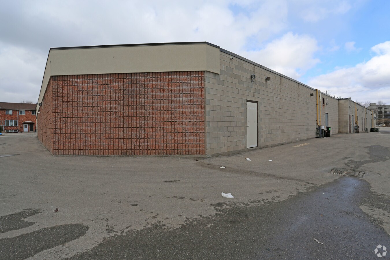 574 James St N, Hamilton, ON, L8L 1J7 Retail Space For Lease