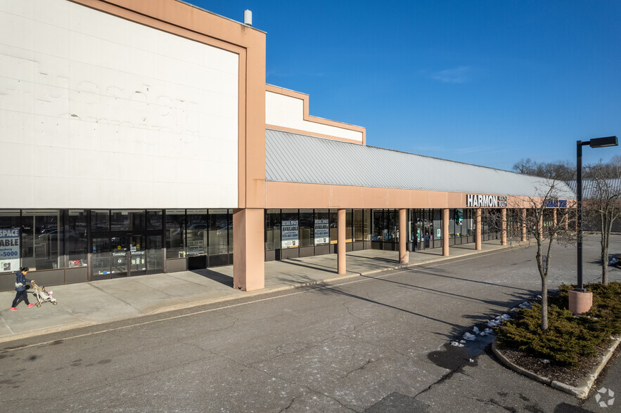 354-410 State Route 10, East Hanover, NJ for lease - Building Photo - Image 3 of 8