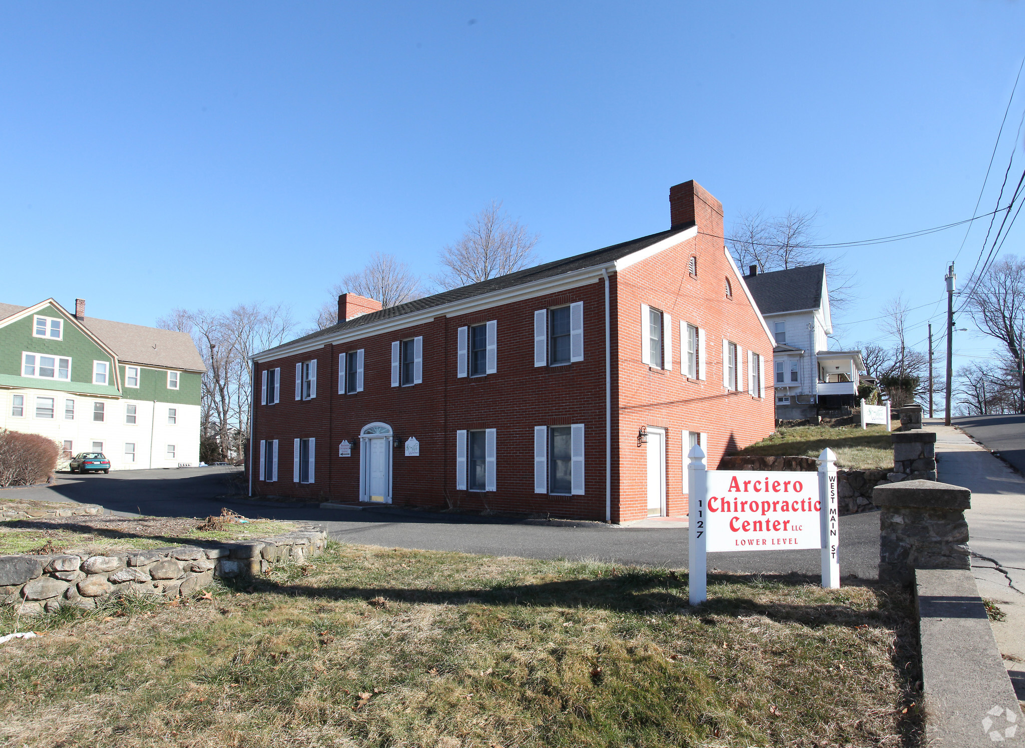 1127 W Main St, Waterbury, CT for sale Primary Photo- Image 1 of 1