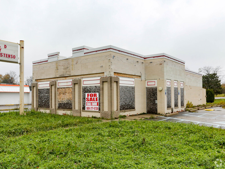 6030 N Saginaw St, Flint, MI for sale - Primary Photo - Image 1 of 1