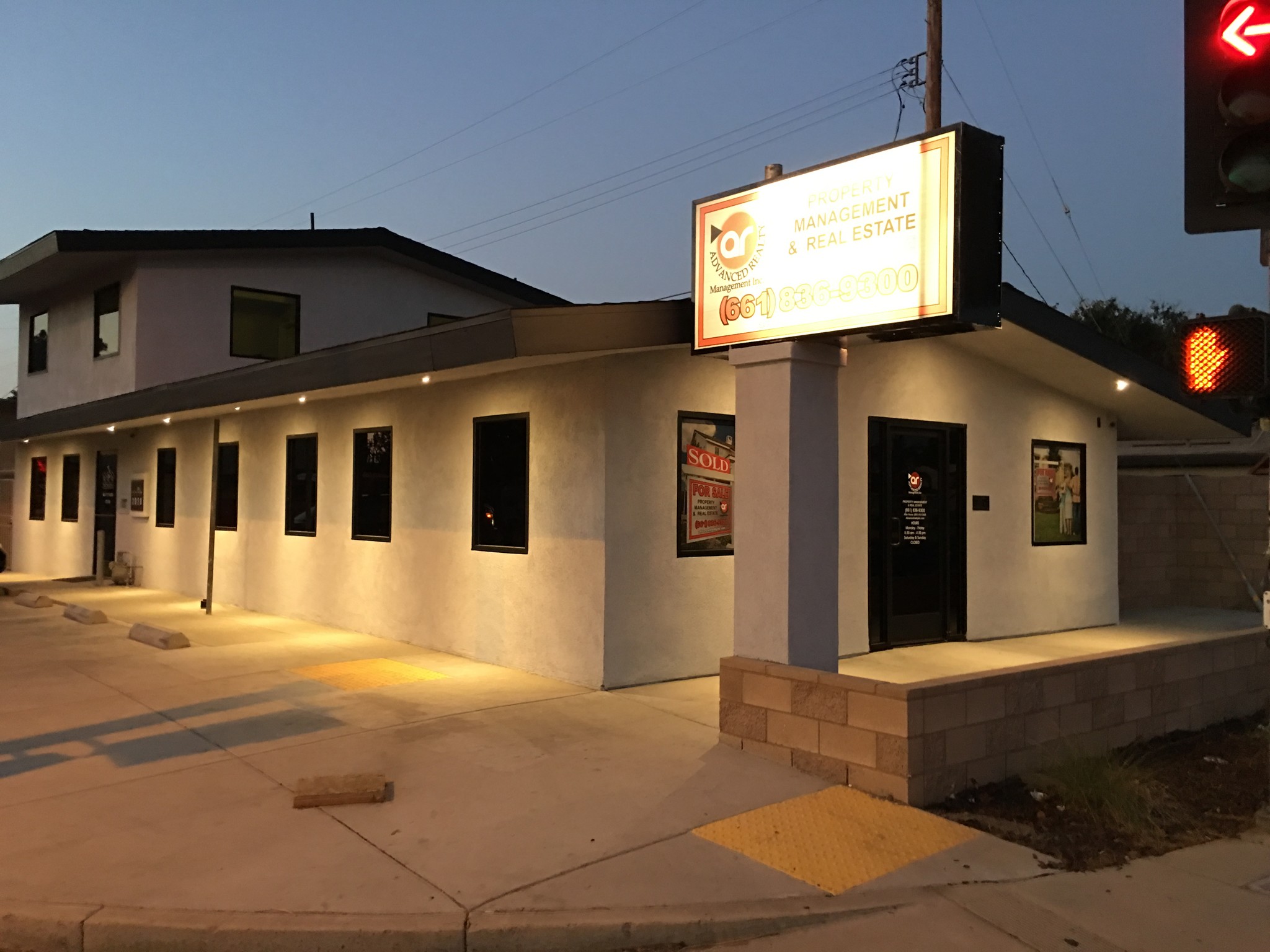 3920 Stockdale Hwy, Bakersfield, CA for lease Primary Photo- Image 1 of 22