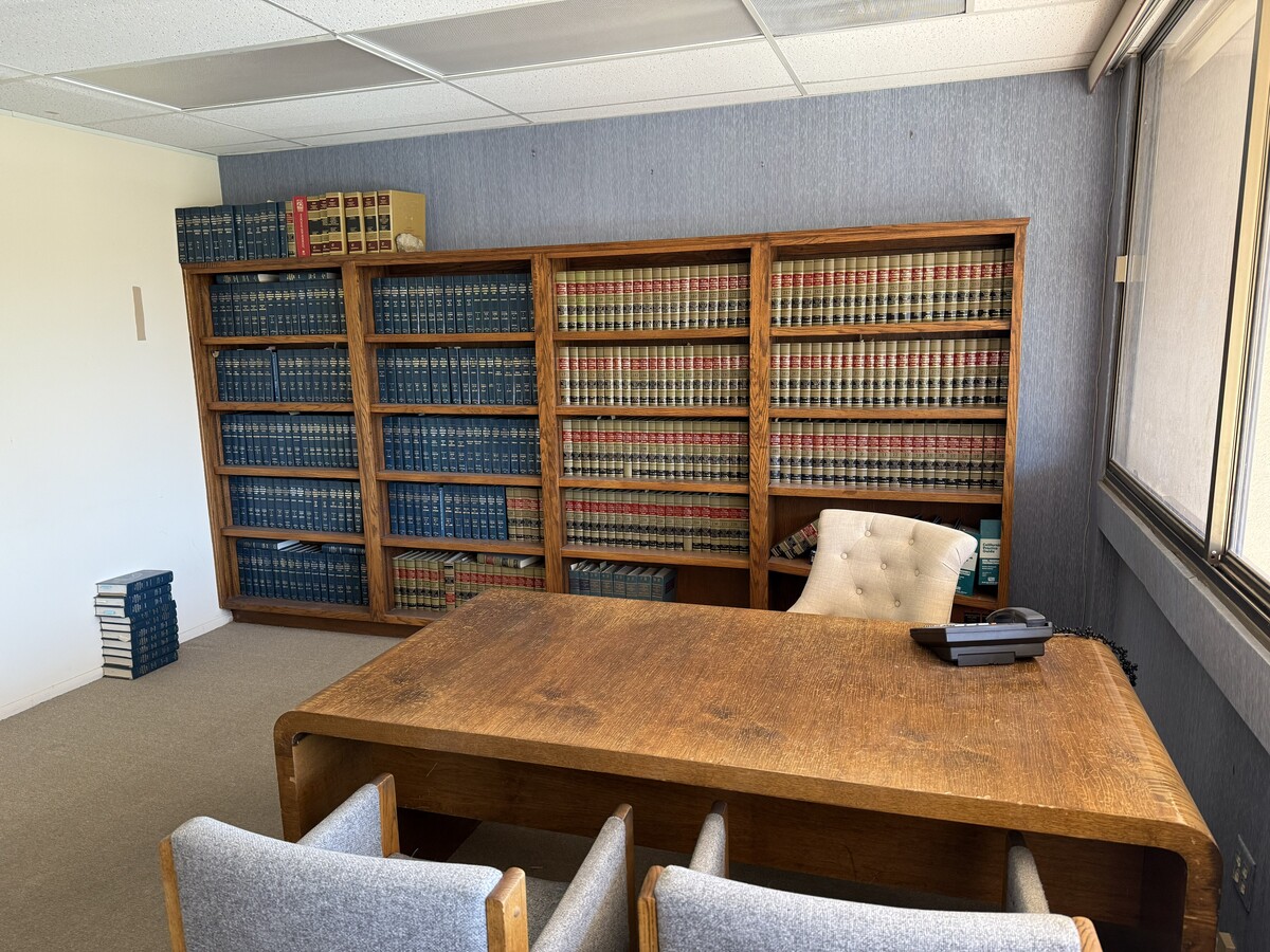 225 S Civic Dr, Palm Springs, CA 92262 - Unit 2-14 - - Interior Photo - Image 1 of 10