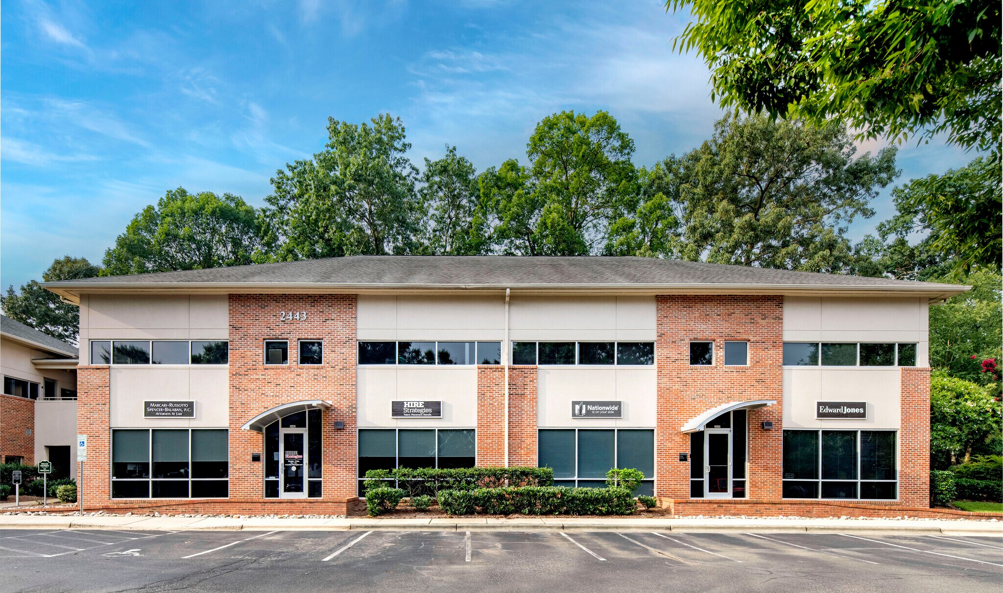 2443 Lynn Rd, Raleigh, NC for sale Primary Photo- Image 1 of 1