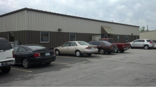 1548 N Commercial Rd, Nixa, MO for sale - Primary Photo - Image 1 of 1