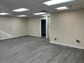 1063-1065 E 3300 S, Salt Lake City, UT for lease Building Photo- Image 1 of 3