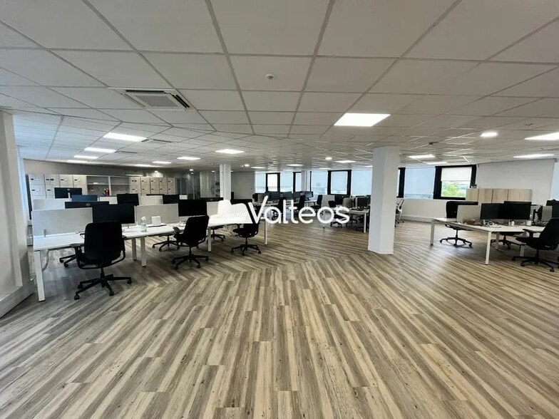 14 Rue Michel Labrousse, Toulouse for lease - Interior Photo - Image 2 of 17