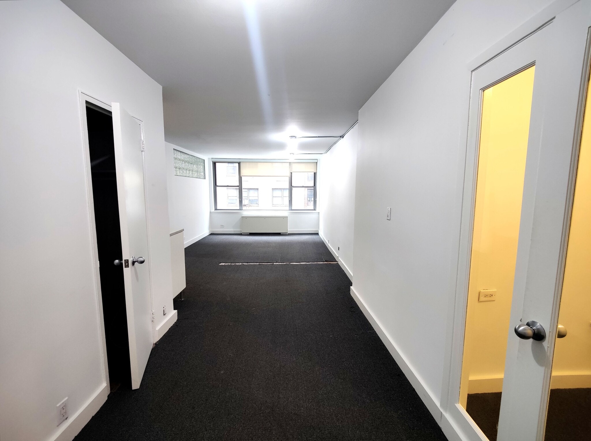 155 E 55th St, New York, NY for lease Interior Photo- Image 1 of 5