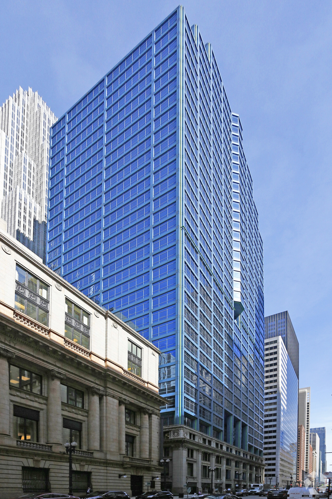 10 S LaSalle St, Chicago, IL 60603 - Office for Lease | LoopNet