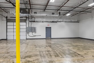2157-2191 Woodward St, Austin, TX for lease Interior Photo- Image 2 of 19