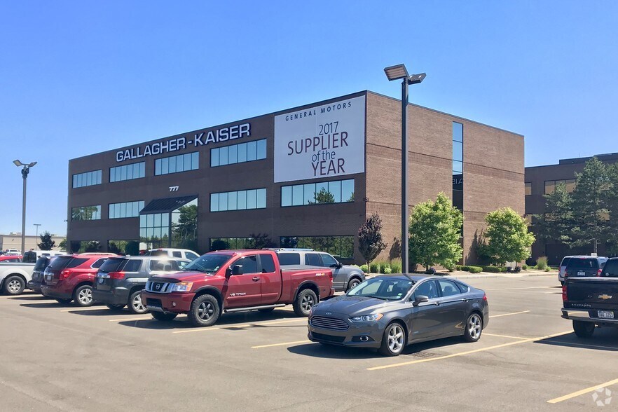 777 Chicago Rd, Troy, MI for sale - Primary Photo - Image 1 of 1