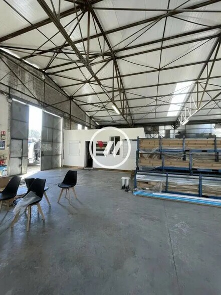 Industrial in Gémenos for lease - Interior Photo - Image 3 of 8