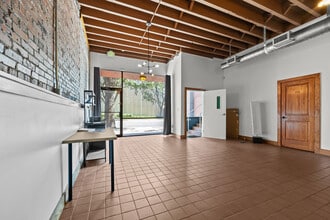 308 W University Ave, Gainesville, FL for lease Interior Photo- Image 2 of 10