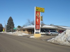 Annie Oakley Motel - Motel