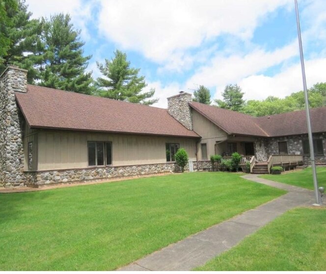 1490 State Road 82, Wisconsin Dells, WI for sale Primary Photo- Image 1 of 1