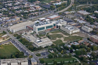 8025 Lamon Ave, Skokie, IL - AERIAL  map view