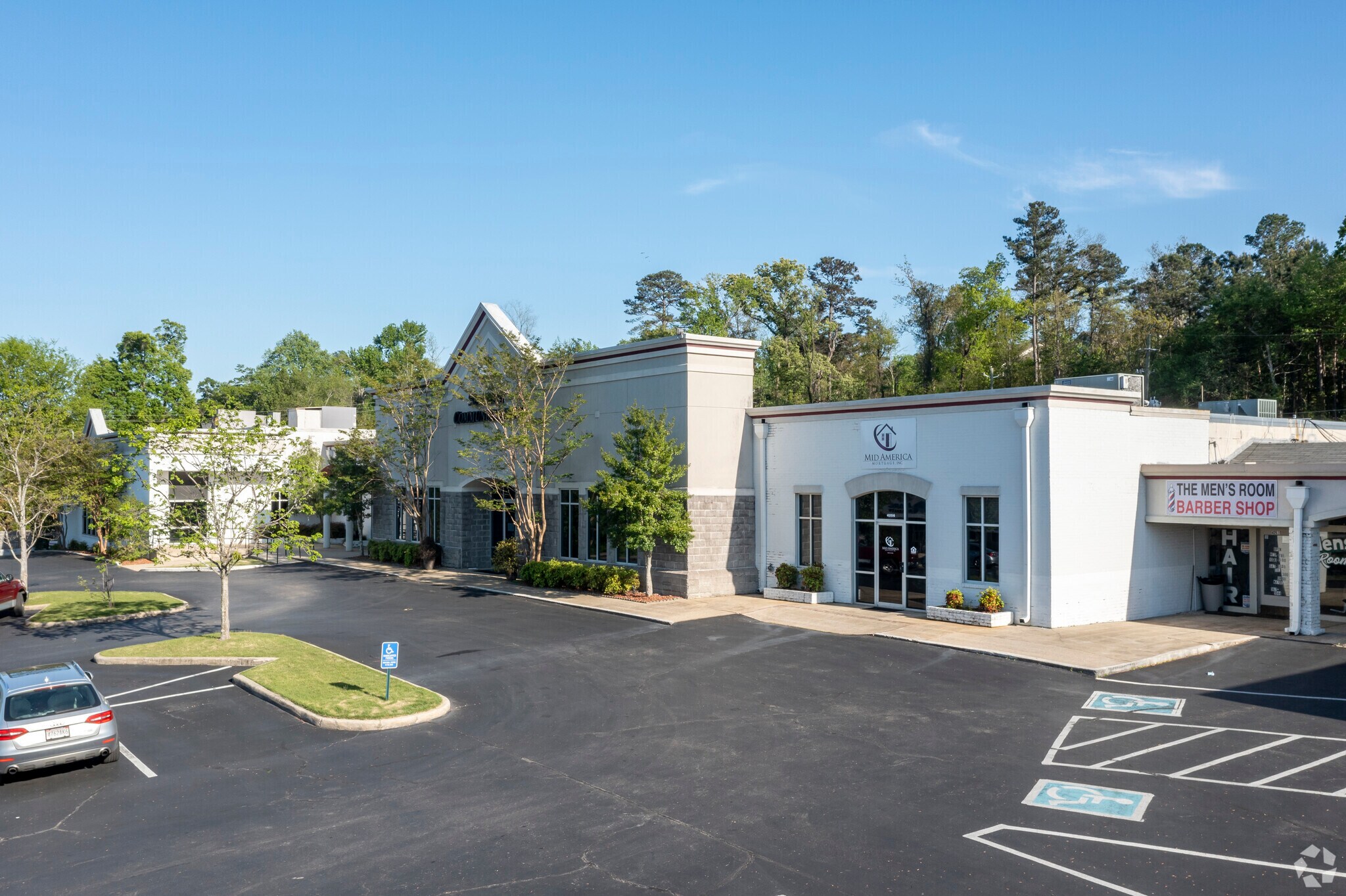 4244-4268 Cahaba Heights Ct, Birmingham, AL for sale Primary Photo- Image 1 of 1