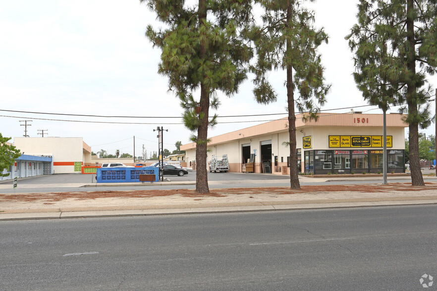 1515 E Tulare Ave, Tulare, CA for lease - Building Photo - Image 2 of 31