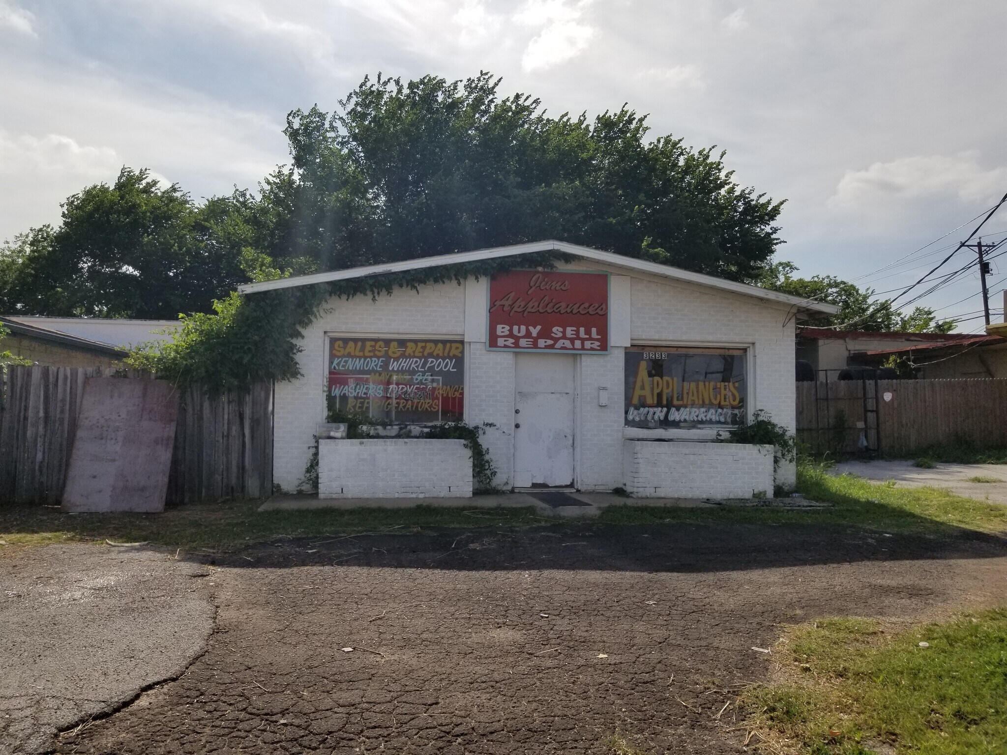 3233 Haltom Rd, Haltom City, TX for sale Primary Photo- Image 1 of 1