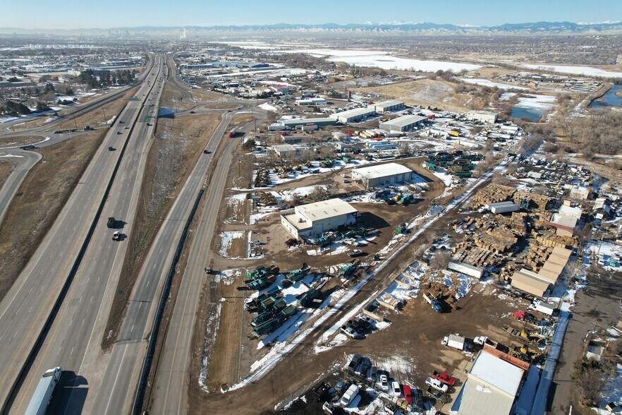 9725 Brighton Rd, Henderson, CO for lease - Building Photo - Image 1 of 7