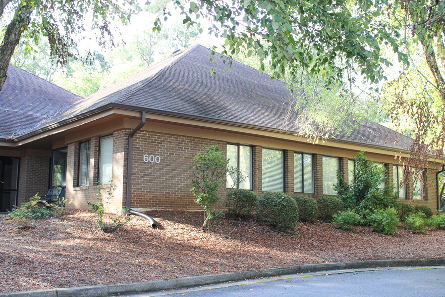 700 Sunset Dr, Athens, GA for lease - Building Photo - Image 2 of 13