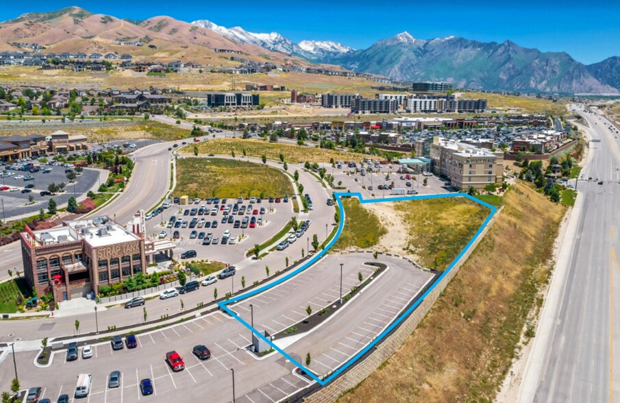 3650 N Outlet Pkwy, Lehi, UT for sale - Building Photo - Image 1 of 3