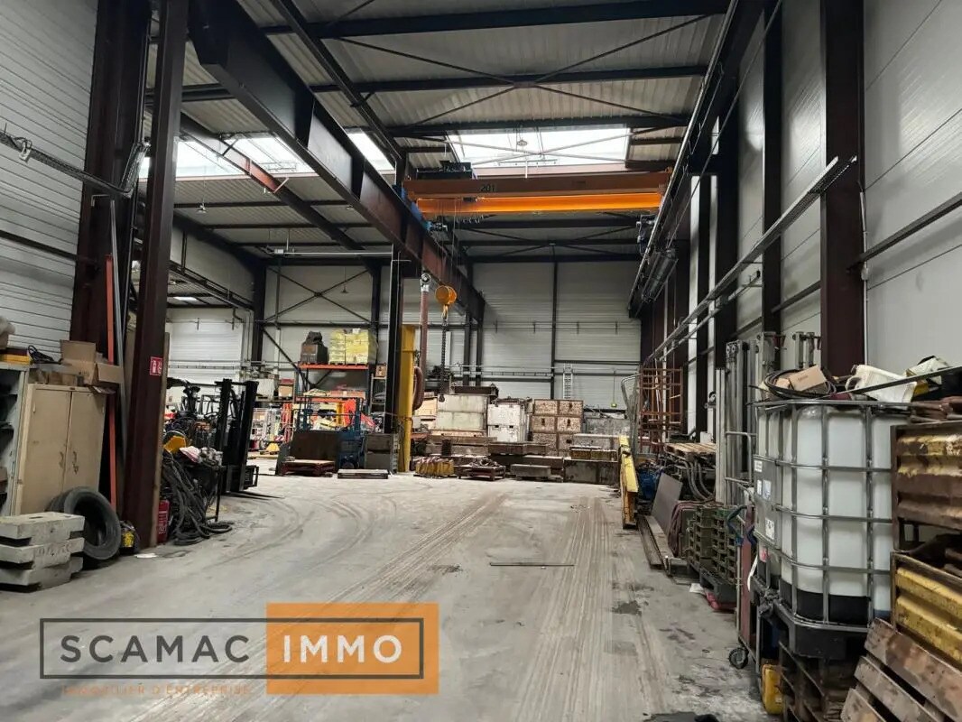 Industrial in Linas for sale Building Photo- Image 1 of 1