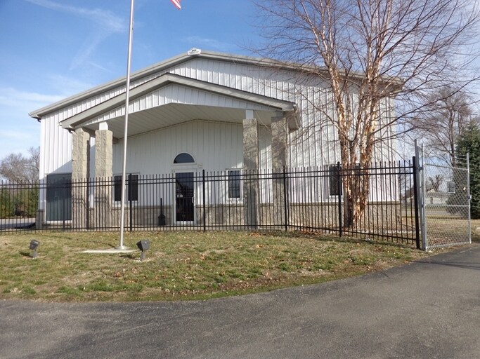 4850 Progress Dr, Columbus, IN 47201