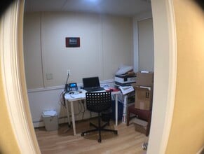 1013 N Main St, Oshkosh, WI for sale Interior Photo- Image 1 of 21