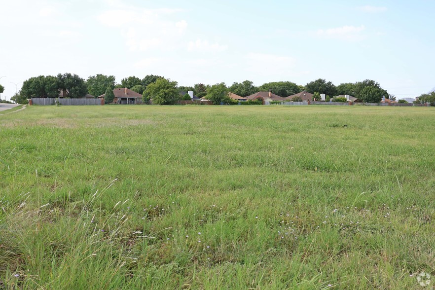 1700 E Bardin Rd, Arlington, TX for sale - Primary Photo - Image 1 of 1