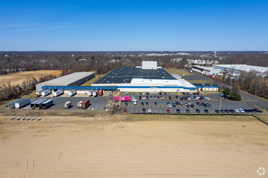 800 Coopertown Rd, Delanco, NJ for lease - Aerial - Image 3 of 12