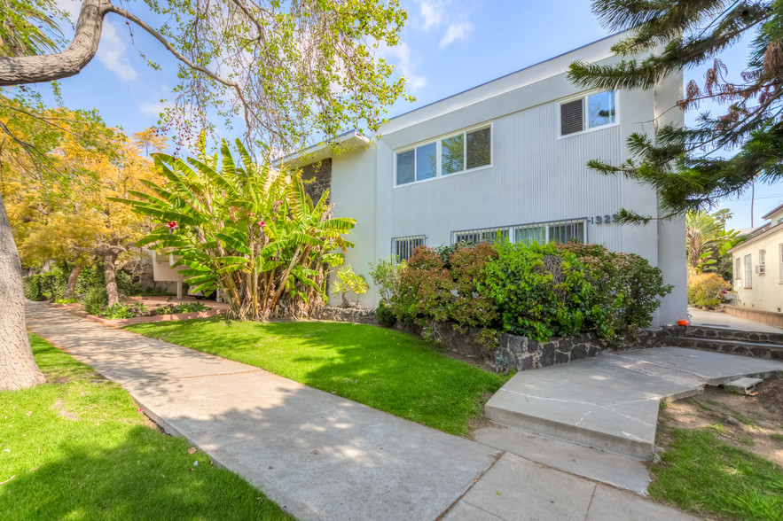 1323 11th St, Santa Monica, CA for sale - Primary Photo - Image 1 of 1