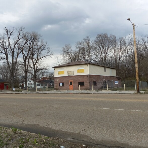 6001 State St, East Saint Louis, IL for sale - Primary Photo - Image 1 of 18