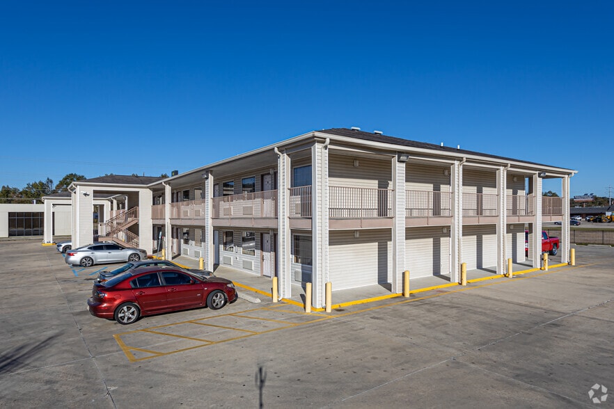 2090 Main St, Baker, LA for sale - Building Photo - Image 3 of 5