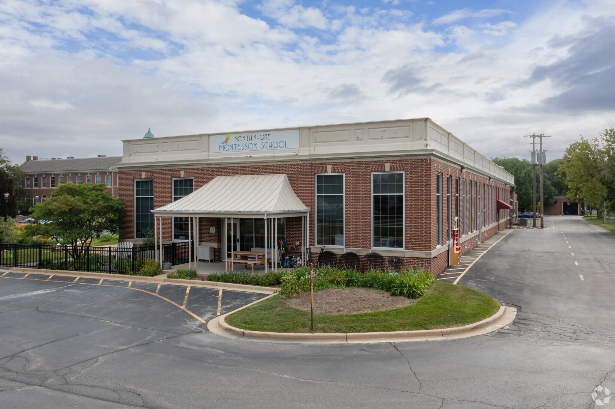 4650 N Port Washington Rd, Glendale, WI for lease Primary Photo- Image 1 of 9