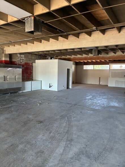 15 S Front St, Rio Vista, CA for lease - Interior Photo - Image 3 of 6