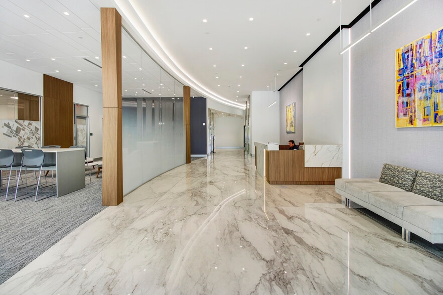 3470 NW 82nd Ave, Doral, FL for lease - Building Photo - Image 2 of 11