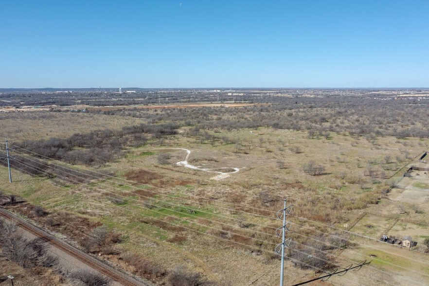 1015 N Crowley Rd, Crowley, TX for sale - Aerial - Image 2 of 6