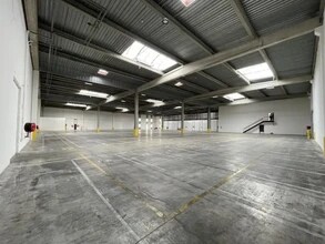 Office in Corbas for lease Interior Photo- Image 2 of 4