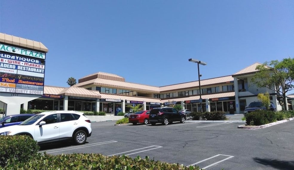 1717 E Vista Way, Vista, CA for lease - Building Photo - Image 3 of 4