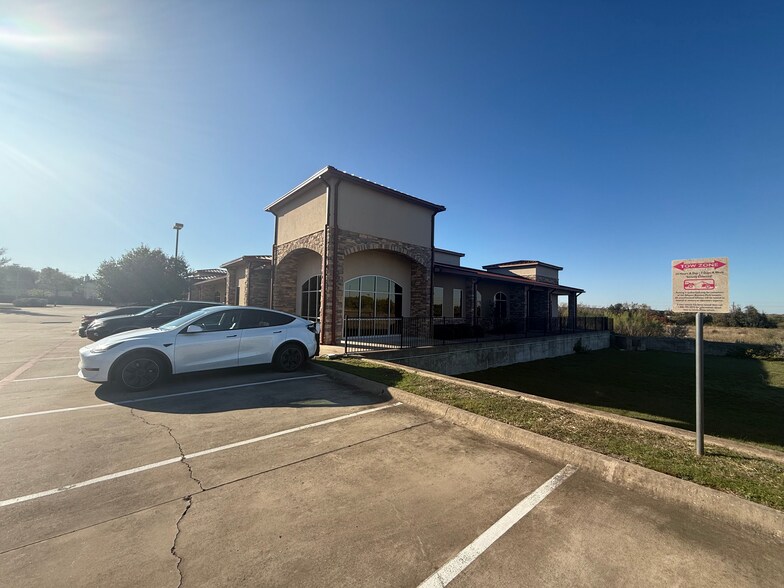 1754 Bagdad Rd, Cedar Park, TX for sale - Building Photo - Image 2 of 14