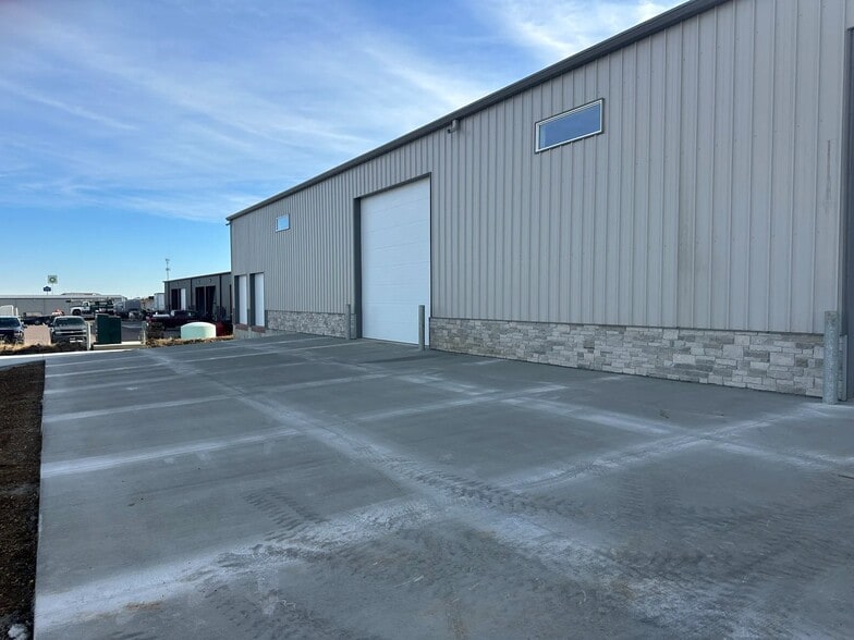 1095 Ruud Trl, Hartford, SD for lease - Building Photo - Image 3 of 8