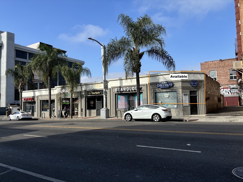 1641-1651 Cahuenga Blvd, Los Angeles, CA for lease - Building Photo - Image 1 of 5