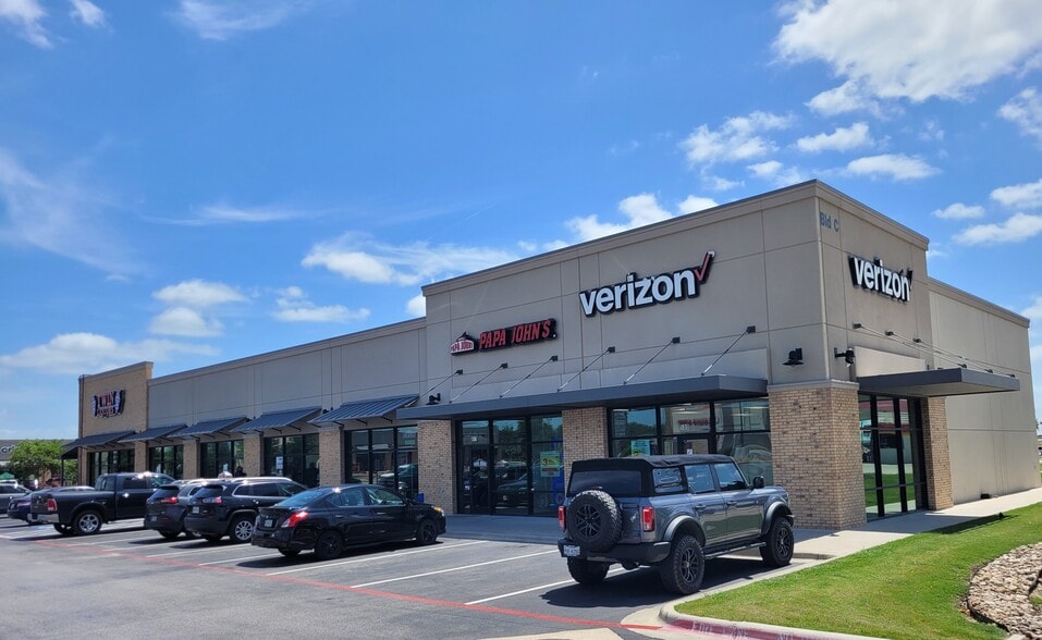 1103 W Stan Schlueter Loop, Killeen, TX for lease - Building Photo - Image 3 of 7