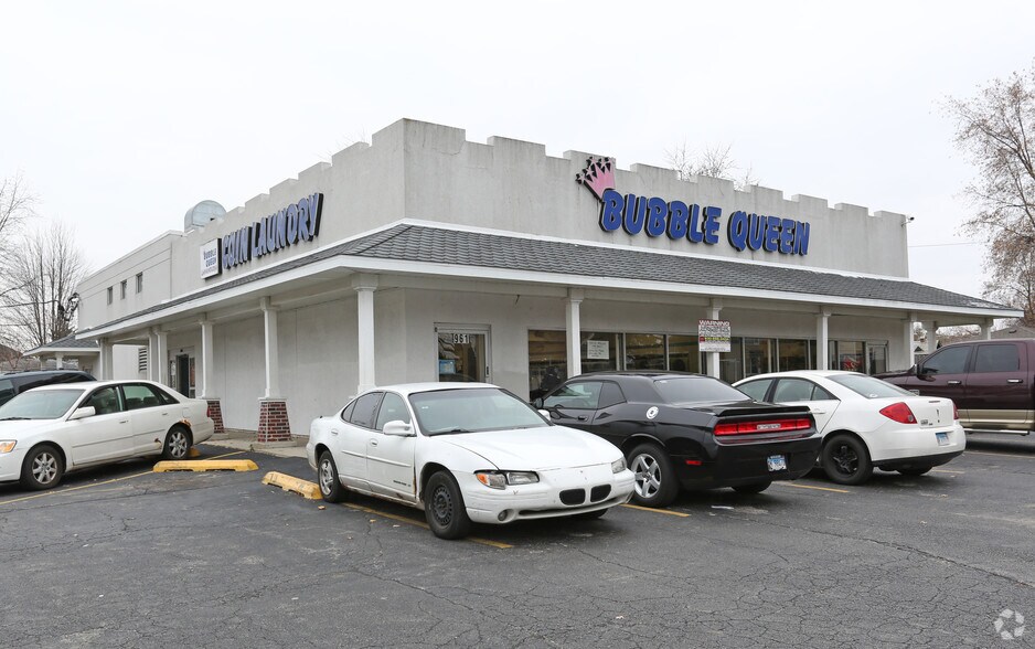 961 Grove St, Aurora, IL for sale - Primary Photo - Image 1 of 1