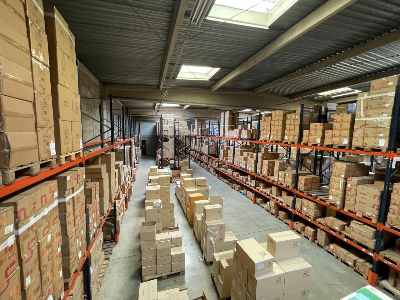 Industrial in L'Haÿ-les-Roses for lease Interior Photo- Image 1 of 7
