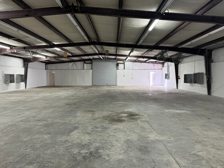 103 Industrial Park Dr, Perry, GA for lease - Interior Photo - Image 3 of 7
