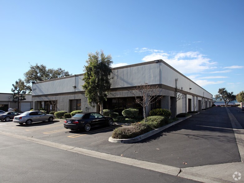 441 W Allen Ave, San Dimas, CA for lease - Building Photo - Image 3 of 5