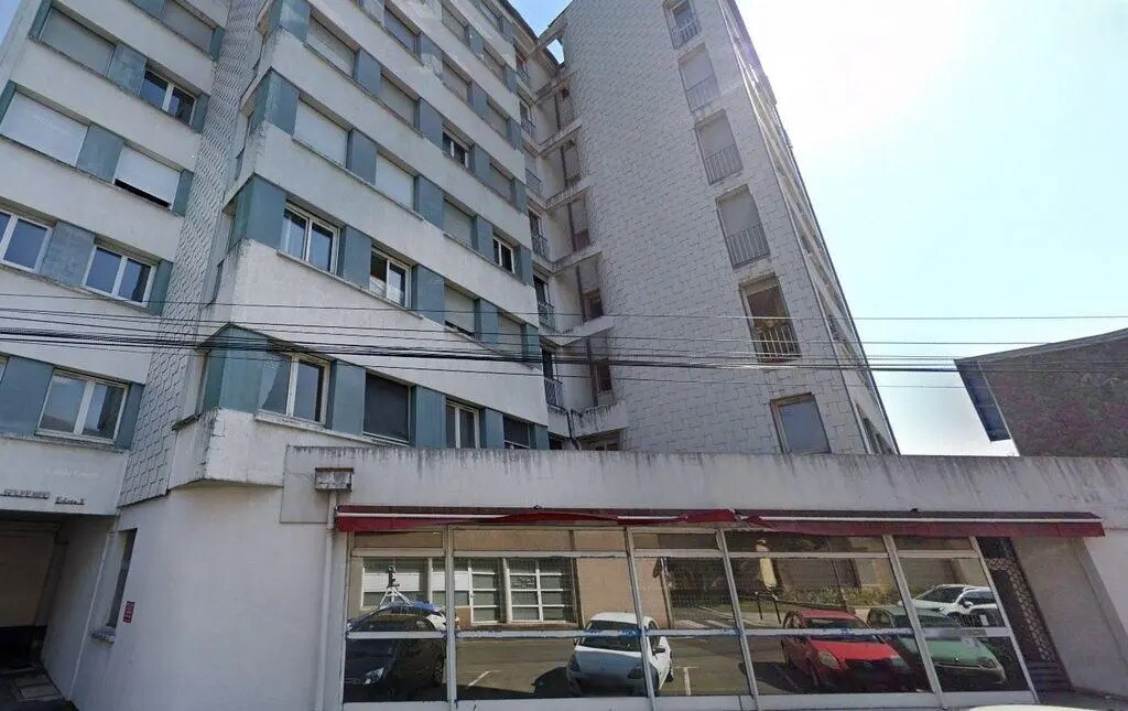 Retail in Tarbes for sale Building Photo- Image 1 of 3